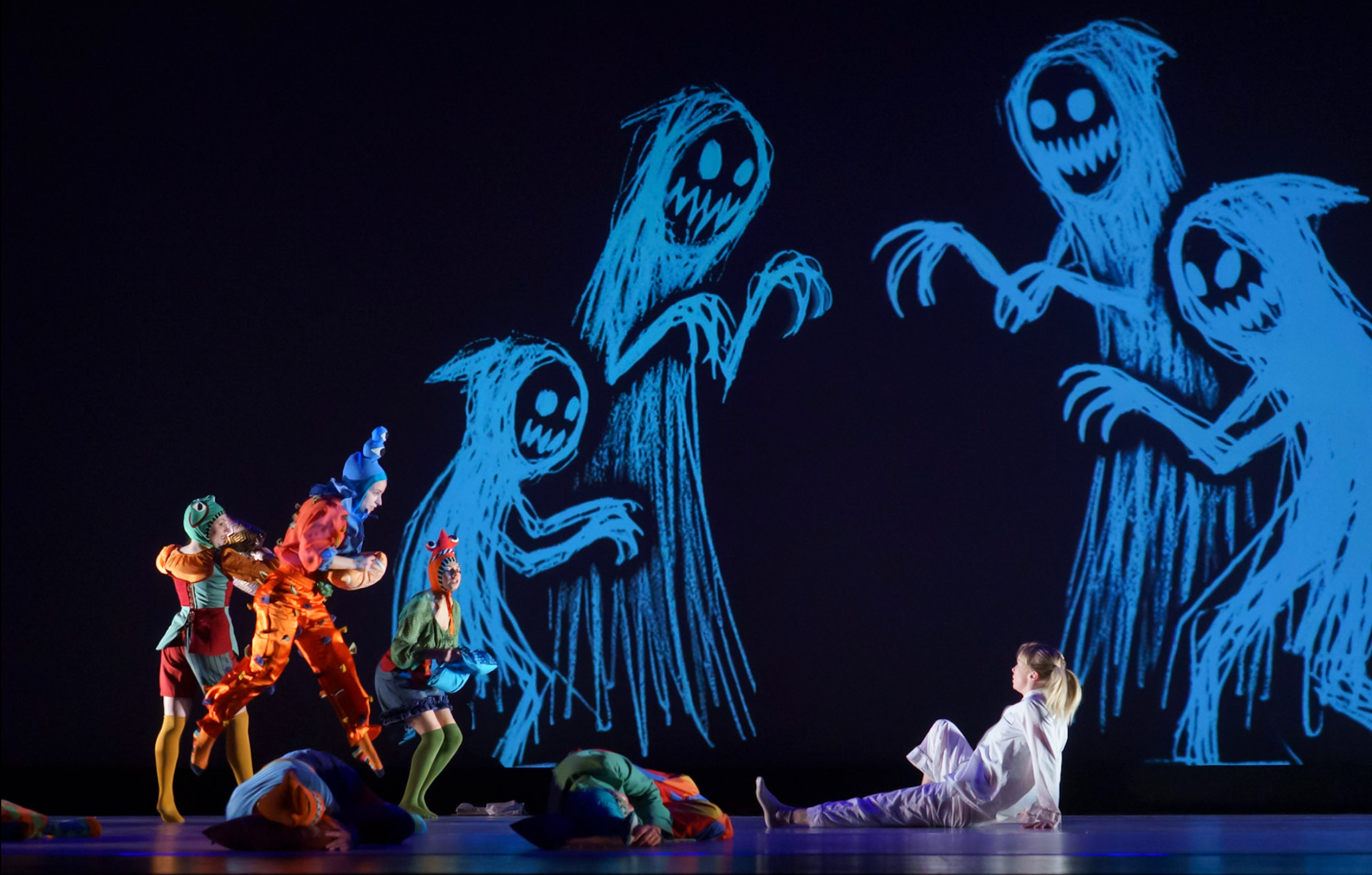 UCSB Dance Company Projections Image 11